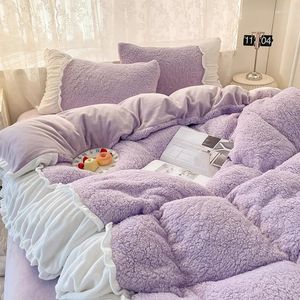 Sängkläder sätter franska avancerade lamm sammet mjölk sängark fyrdelar ljus lyx varm tjock korall koreansk stil monterad