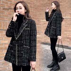 Damenplaid 2024 Jacken Tweed Blazer Jacke Frau Außenbekleidung Wintermantel Kleidung Vintage Designer Kleidung Modeschichten Schwer 221122 s s