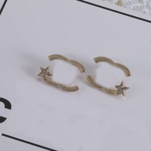 Stud mode studörhängen kvinnors lyxdesigner örhängen c-bokstäver smycken kvinnor 18k diamant bröllop gåva
