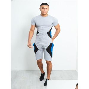 Erkek Trailsits Mens Trailsuit Kontrast Dikiş İki Parça Kısa Kollu Spor Giyim Basketbol Gevşek Kıyafet Spor Seti Fitnes Dhegc