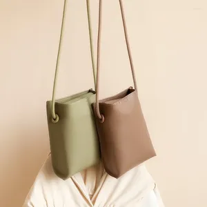 Bolsas de ombro Bolsa de celular coreana Mulher Moda simples Satchel inseada