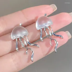 Orecchini a pennello Accessori coreani per donne Trend Matte Jellyfish Stud Mini stella Regali di gioielli cristallini trasparenti