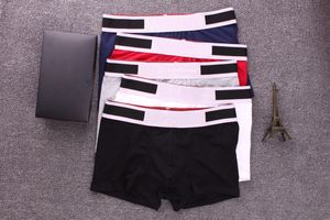 Boxers masculinos máscara os homens clássicos sexy shorts íntimos de roupas íntimas respiráveis esportes casuais confortáveis com caixa