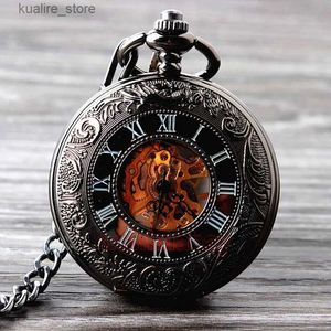 Pocket Watches Retro Hand Wind Mechanical Tasche mit FOB -Kette Herren hohl Skelett Zifferblatt Black Stahl Mode Quarz Pocket Geschenke L240402