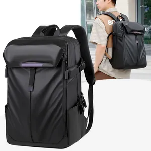 Mochila laptop à prova d'água Homem de avião para viagens de avião para escolares para meninos mochilas estéticas de negócios 15,6 polegadas