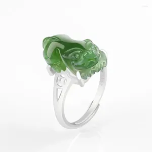 Klusterringar Natural Emerald Green Jade Pixiu Ring S925 Silver Inlagd storlek Justerbar Fashion Women's High Grade Traditionell smyckespresent