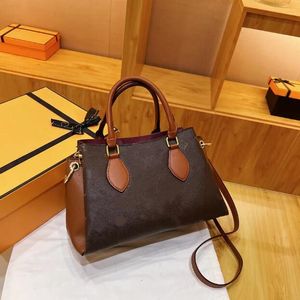 luxury bag Leather Cross body Designer Handbag Hardware Shoulder Bags Women Large Capacity Pallas Handbags