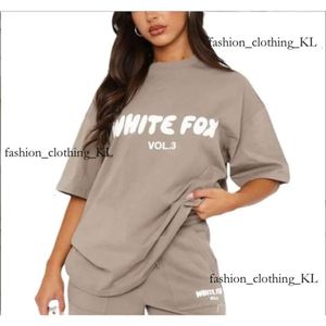 White Foxx Thirt Women Women New Designer Tracksuit Women Fashion Sporty Sweatuitsuits Sude a due pezzi Set a maniche lunghe Fuggito da jogging 113 Off Whiteshoes Shirt