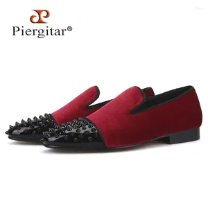 Casual Shoes Piergitar 2024 Handmade Burgundy Velvet Black Leather Spikes Men's Loafers Plus Size Men Party And Prom Smoking Slippers