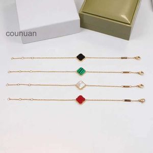 Luxury clover bracelet New Single flower Classic single flower double-sided penplated 18K gold mesh chain Fashion designer jewelry women Party social gift