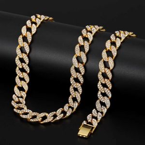 خيوط 1.5 سم رجال سلسلة Neklace Men Hip Hop Cains الذهب مرصع كبير المجوهرات الكوبية الثقيلة قلادات مثل 230613