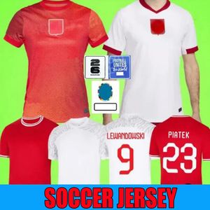 Polonia 2024 Lewandowski Maglie da calcio uomini Kit Kit Polonia 2025 Zielinski Milik Zalewski Szymanski Shirt da calcio polacco Polen Uniform Boy 24 25 Pologne Bednarek