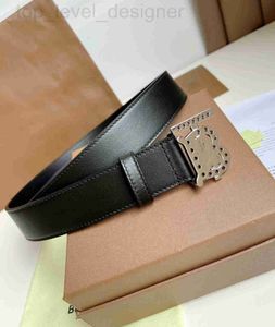 Celins Designer 2023 Cinturão de luxo de alta qualidade para mulheres Effini Moda Original Calfskin jeans genuíno jeans Ajustável fivela de prata de largura wllq