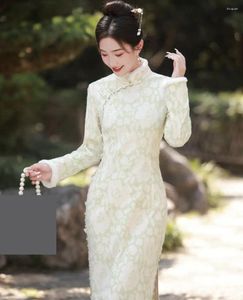 Vestidos casuais Mulheres Cheongsam elegante e slim qipao outono de inverno Lace Velvet Dress Chinese Style Chinese Party Party Banquet Vestio