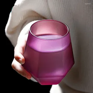 Weingläser 2pcs Farbe Geometrie Whiskyglas Diamant Kristall Tasse Golden Kaffee Tasse Milch Tee Home Bar Drinkwarenpaar
