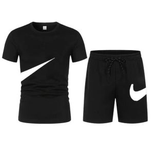 2024 camisa de designer de verão masculina conjuntos de roupas de jogger sweethirts shorts masculinos homens mulheres pulôver de camiseta curta Man Calças Casual