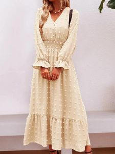 Lässige Kleider Women Boho Maxi Kleider Puff Langarm V Hals Schweizer Dot Smocked High Tailled Ruffle Stufe Flowy Sturz