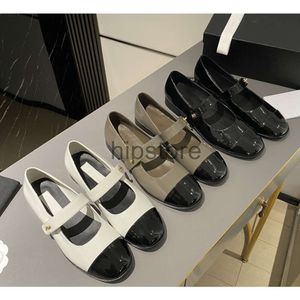 Designers shoes channel Shoes Spring Autumn Women Casual Shoes Fashion Patent Leather Flats Mary Janes Low Heels Round Toe Buckle Strap Woman Party Dress Flat