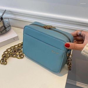 Omuz çantaları trend tasarım zinciri yüksek kaliteli çapraz gövde çantası kadınlar için 2024 moda lüks el çantası bayanlar basit düz renk