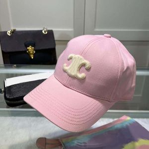 Caps de bola de verão Cordoy Letters Big Letters Reotery Baseball Cap for Mens Women Women Designer Hats Fashion Street Hat Beanies Multi Colors 4739