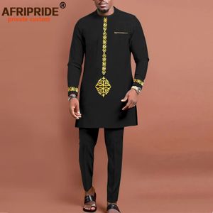Bazin Riche Afrykańskie garnitury dla mężczyzn Koszule haftowe pełne rękawy i spodnie ustawiają stroje dashiki afrykańskie ubrania A2216138 240326