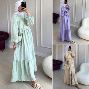 Etniska kläder 2024 Spring Autumn Casual Loose Muslim Long Dress Fashion Women Islamiska turkiska Mellanöstern Maxi Robe Ramadan Eid Arabiska