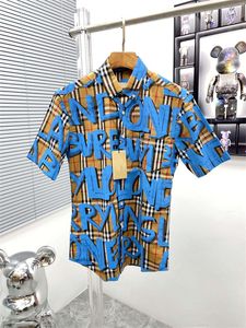 Stilvolles hawaiianisches monogrammiertes Strandhemd Herrendesigner Seide Bowling Hemd Casual Shirt Herren Sommer Kurzarm Lose Kleid kariertes Hemd M-3xl A2