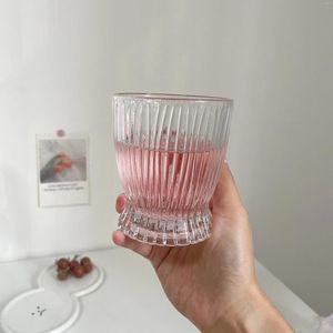 Vinglas Korea Ins Wind Home Creative Personality Liten midja Vertikala ränder Glass Girl Heart Heat-resistent Milk Coffee Cup Juice