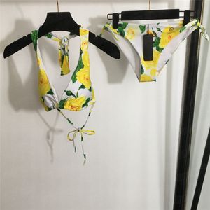 Gelbe Rosendruck gedruckte Badebekleidung Frauen Bikini Set Schnüre -up -BH -Höschen Unterwäsche Sexy Badeanzug Modedesigner Damen Kleidung