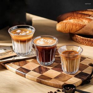 Weingläser 4pc Cappuccino Latte Tasse Vertikal gestreiftes Kaffee Set Glas Restaurant Instant Milch ziehen Blütenhitze-resistente Teetasse