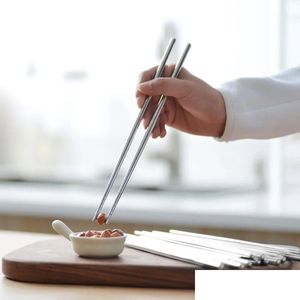 Chopsticks 1/2/5 par kinesiska rostfritt stål icke-halk Sushi Chopstick koreanska japanska matmetallpinnar Köksbordsvar