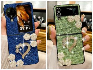 Zflip5 bling parıltı 3d çiçek aşk kalp vakaları samsung z flip 5 4 3 galaksi flip5 rhinestone ışıltı kızlar sert pc pu deri gül geçirmez katlanır katlanır lüks kapak