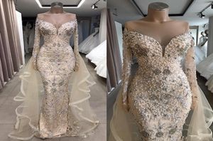Luksusowe perełki koralikowe sukienki wieczorowe Sheer Jewel Neck Kryształowe koraliki długie rękawy zamiatanie pociągu balowa sukienka syrena imprezowa 6252543