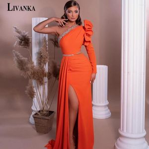 Runway Dresses LIVANKA Modern One Shoulder Celebrity Ruffles Satin Crystals Slit Cut-out Long Sleeves Vestido De Noche Customised