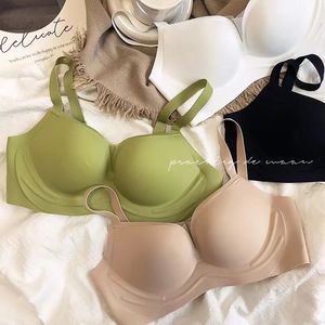 Endast en BRA S M L XL Liten bröst BRALETTE ENEPIECE Sömlös flickor Intimt halv kopp Bekväma kvinnor varje dag underkläder 240407