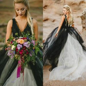 Dresses Vintage Black And White A Line Wedding Dresses 2019 Gothic V Neck Lace and Tulle Long Bridal Gowns Custom Made China EN7117