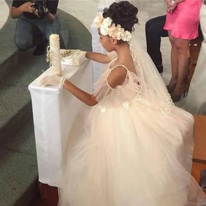 Flower Girl Dresses in pizzo soffice spaghetti spalline abito da festa senza schienale Little Wedding Pageant Communione 240326