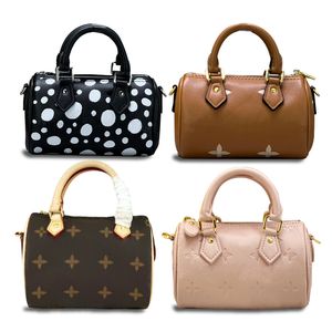 7a bolsa de luxo Mini travesseiro feminino Designer de bolsa de ombro Bolsa de ombro Bolsa Crossbody Bag Smith Moda Moda Casual Saco de ombro Luxo