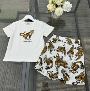 2024 Kidset Set Kid Designer Set för Baby Short Sleeve T-shirt med tigrar Tryck Shorts Set Suit Brand Boys Clothing Cotton 90-160 White Blue New Style Clothing Sets