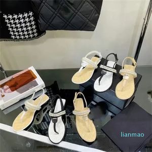 Donne designer sandals per la catena perla infradito sandali da spiaggia piatti di punta