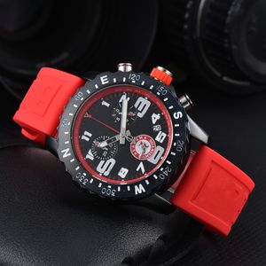 مصمم مشاهدة الرجال مشاهدة الفاخرة الكوارتز Wristwatch الموضة Navitimer Chronograph Sapphire Glass Fashion Montre de Luxe Colored Rubber Strap Breitling 08