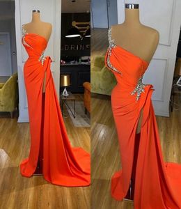 Vestido de noite laranja long formal 2022 um ombro com miçangas com altas fendas dubai mulheres vestidos de baile de noite vestidos de noite C03162695166