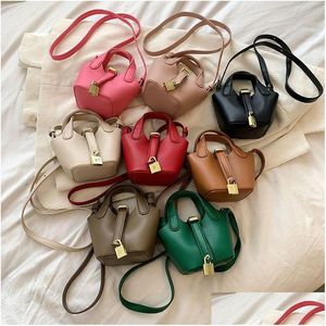 Handbags Ins Children Vegetable Basket Girls Metals Lock Single Shoder Bucket Bags Kids Pu Leather Messenger Bag Q8425 Drop Delivery B Othzy