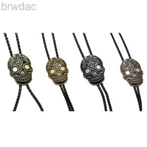 Bolo Ties Western Cowboy Relief Skull Blucle Bolo krawat dla mężczyzn Sweter koszuli nastolatki Dekoruje 240407