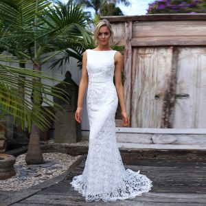 Kleider Charming Shath Mermaid Brautkleider reines Spitzendesign Batteau Ausschnitt Weiß/Elfenbein/Champagner Brautkleid sexy Rückenless