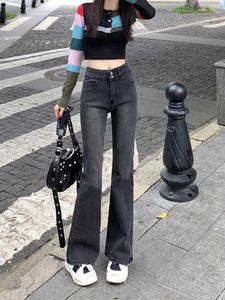 Kadınlar için sıkı siyah gri kot pantolon yeni bahar ve sonbahar mikro alevli pantolonlar küçük boy yüksek bel zayıflama görünümü uzun sürükleyen zemini sürükleyen