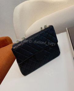 Projektant portfel damski torebka swobodna skórzana torebka posłańca na ramię Crossbody Bag luksusowy hobo przedział wewnętrzny Ewving9077281