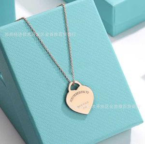 Designer Brand Tiffays Pure Silver Rose Gold Glossy Face Large Love Necklace Collar Chain Womens Simple and Elegant Style Gift for Best Friend