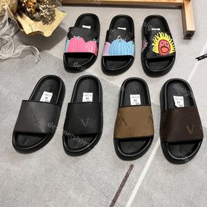Summer Slippers Mens Slipper Fashion New High-Quality Outdoor Leisure Anti-Slip Deodorization Wear-Resistant Soft Sole Beach Sandals