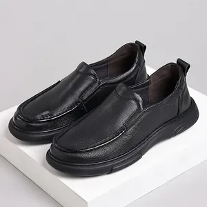 Sıradan ayakkabılar İngiliz günlük gerçek deri slip-on loafers erkekler giyinme iş iş erkek mokasen tasarımcısı 3c